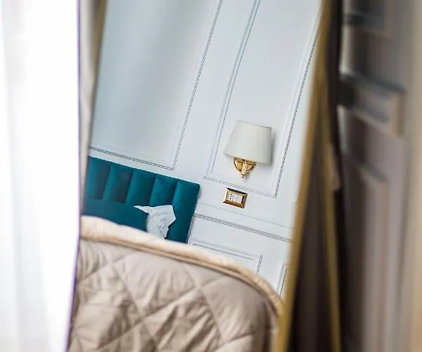 Hold Rome - Luxury Suites