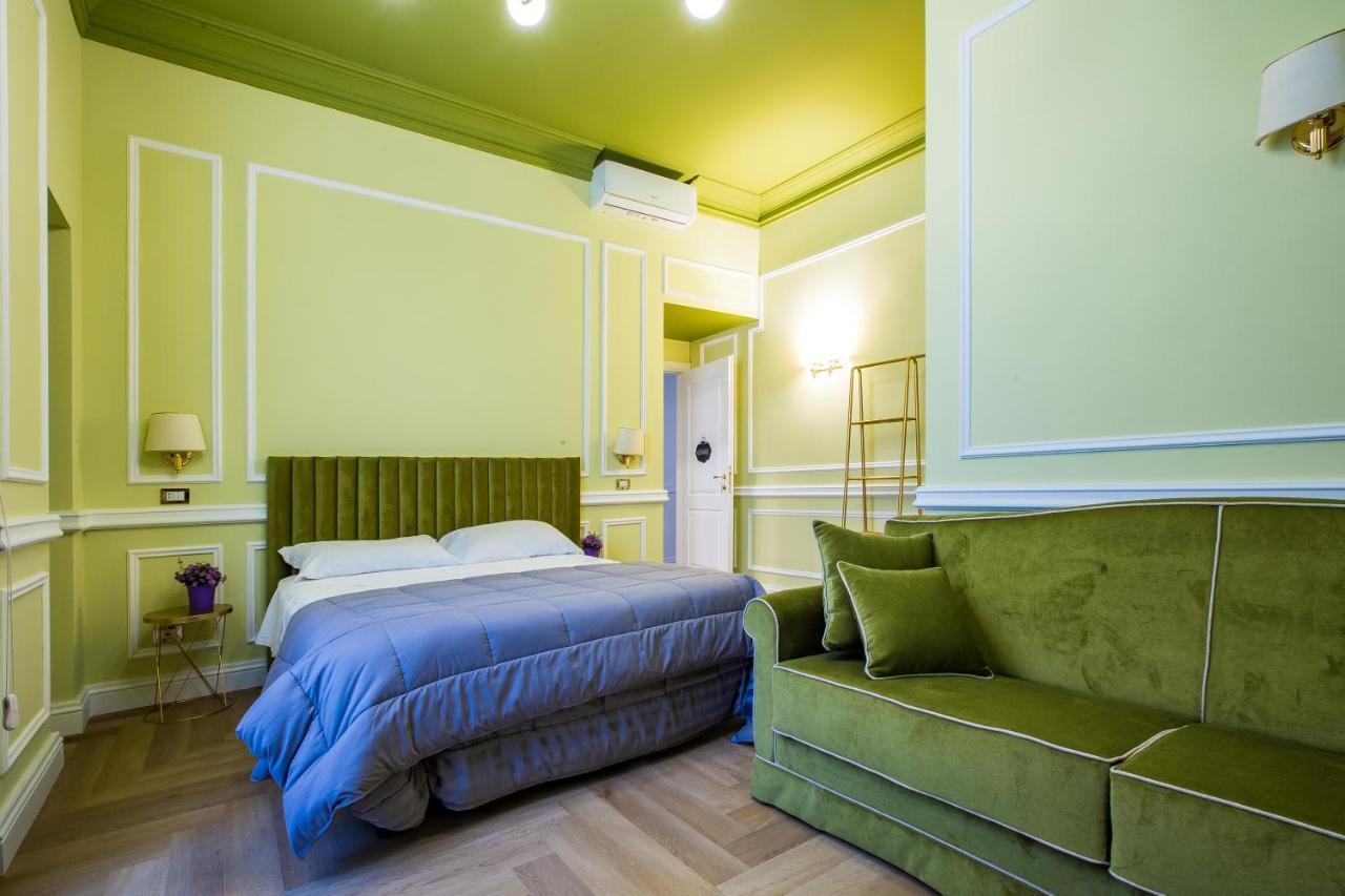 Hold - Luxury Bed & Breakfast 2*