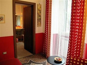 Bed & Breakfast Hold - Luxury 2*