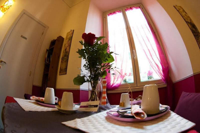 Bed & Breakfast Hold - Luxury 2*