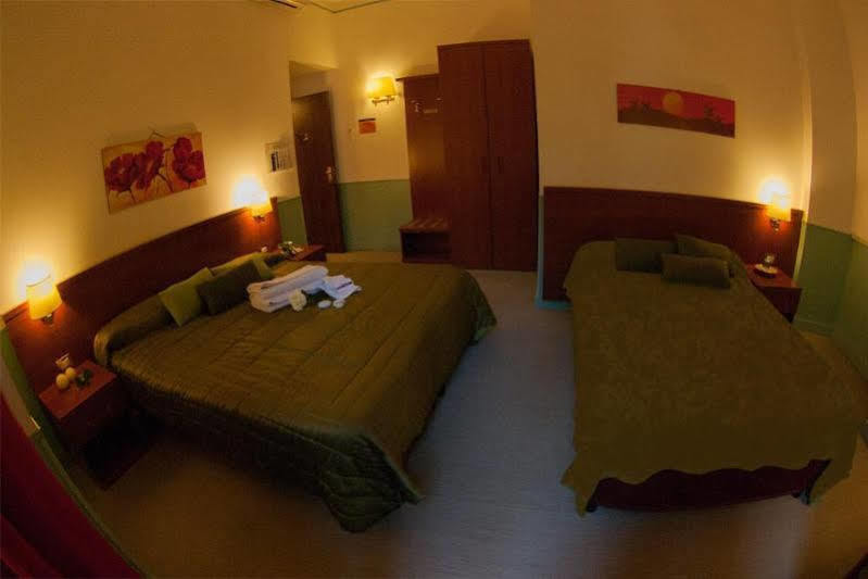 Bed & Breakfast Hold - Luxury 2*